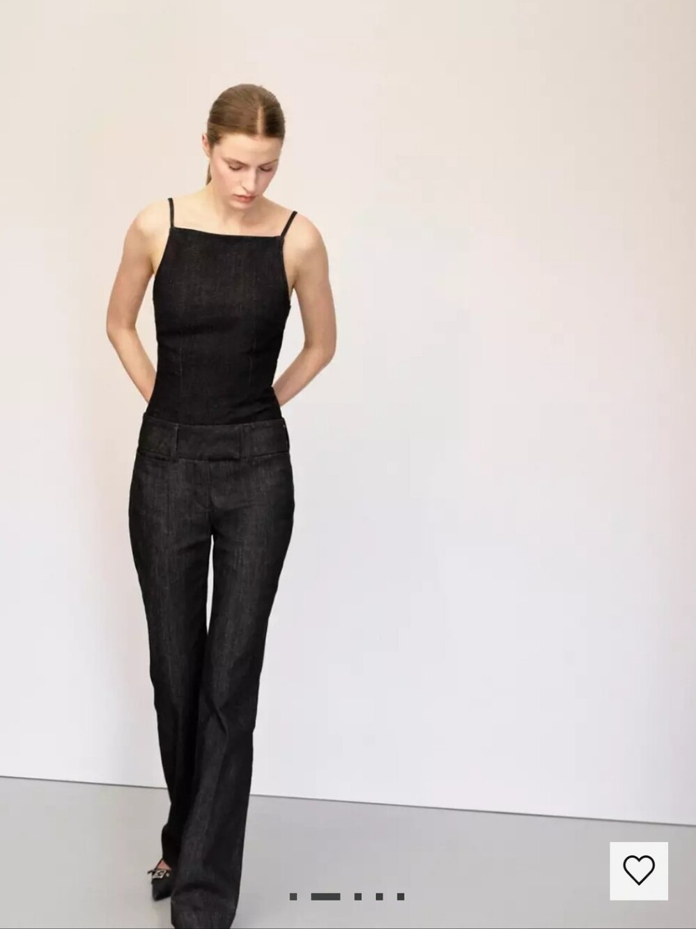 MNG Mid-rise flared jeans
